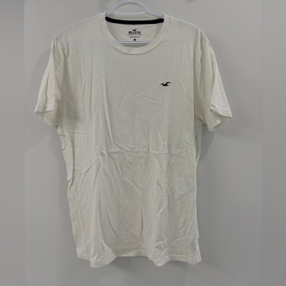 Hollister Men's Crew Neck T-Shirt — White